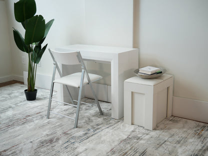 white Mini Scatola next to a Junior Giant as a side table