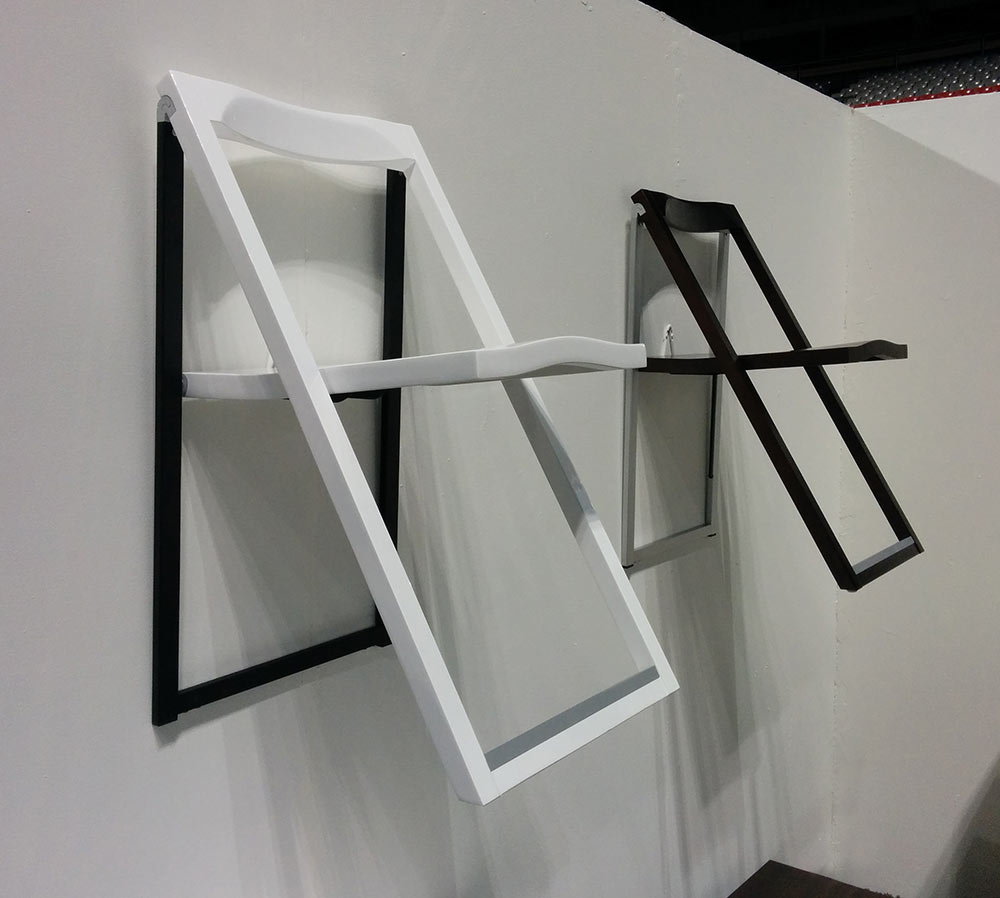 Pendulum folding chair in-air-like-art