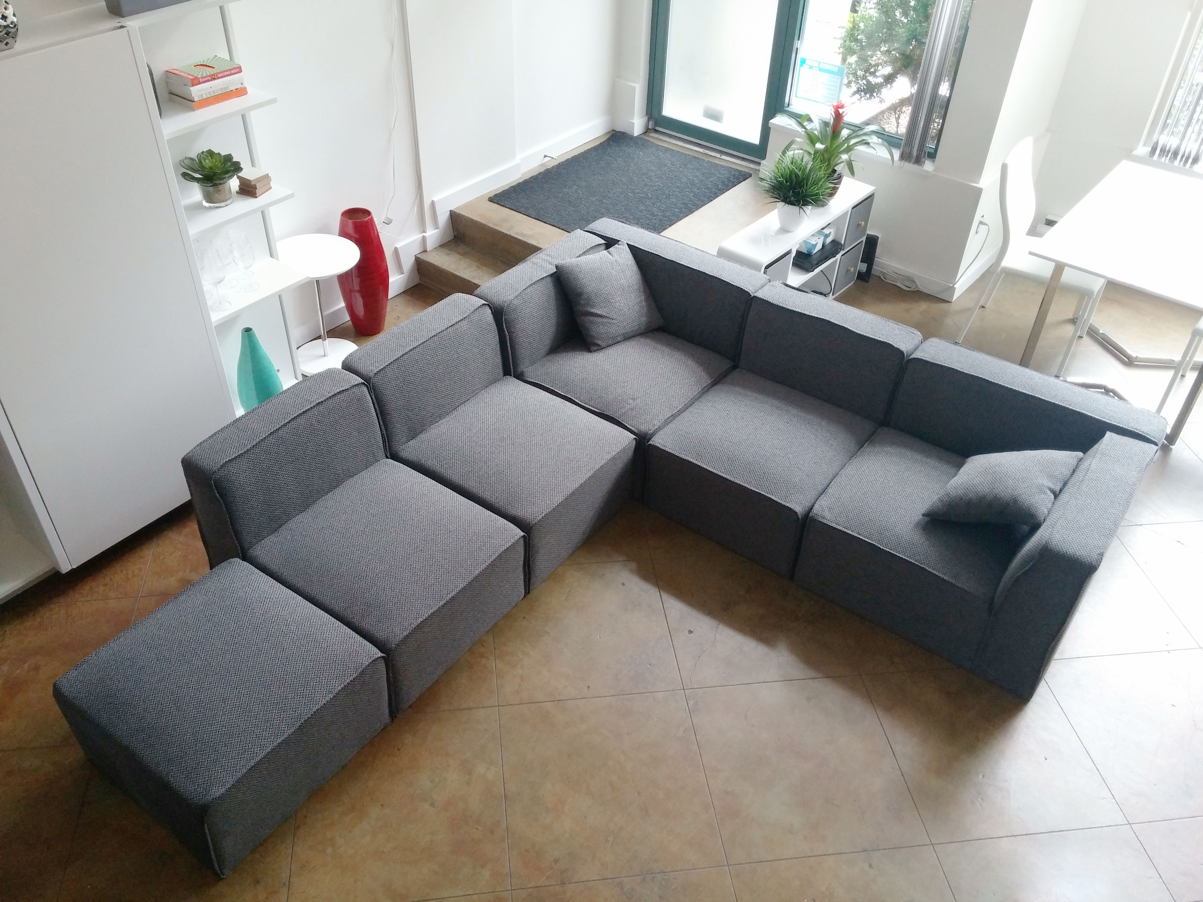 Cube Living Room Separator With Sofa